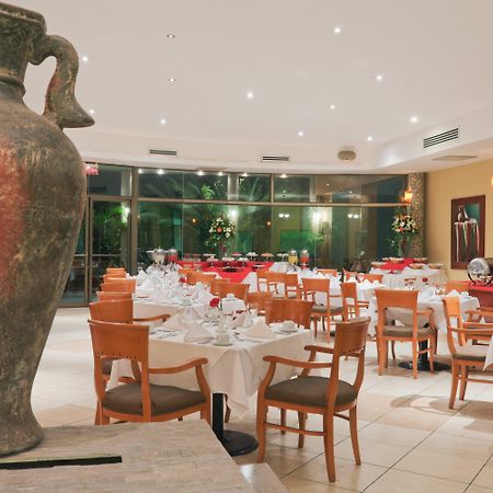 马那瓜湖 会议中心假日旅馆酒店 餐厅 照片